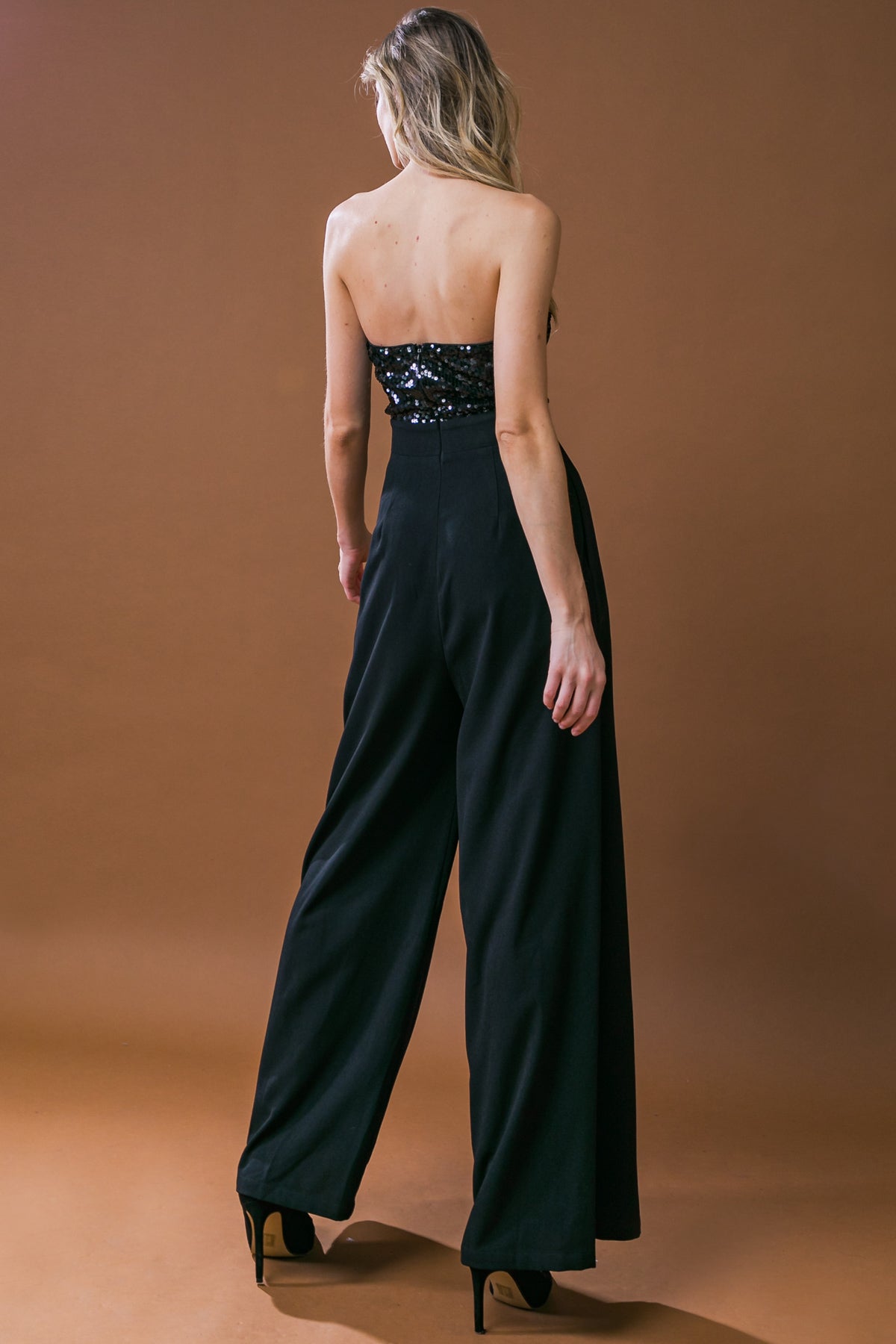 RARE BEAUTY HUNTER WOVEN JUMPSUIT Flying Tomato